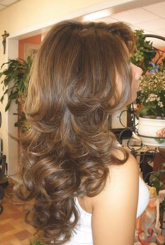 Blowout hair